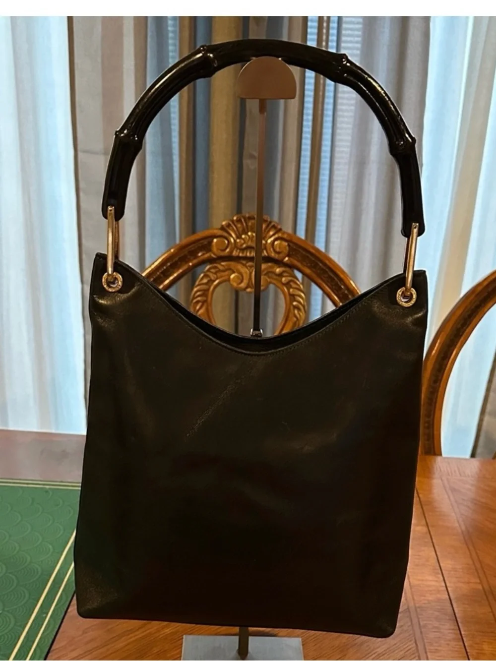 Gucci Black Leather Shoulder Bag with Zebra-Print Scarf - Picture 2 of 11